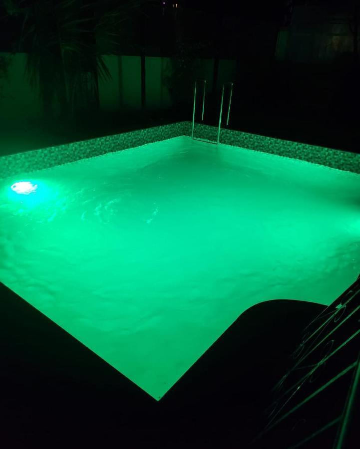 The Perfect Stays- Lal Mahal Villa With Disco Pool Lonavala Dış mekan fotoğraf